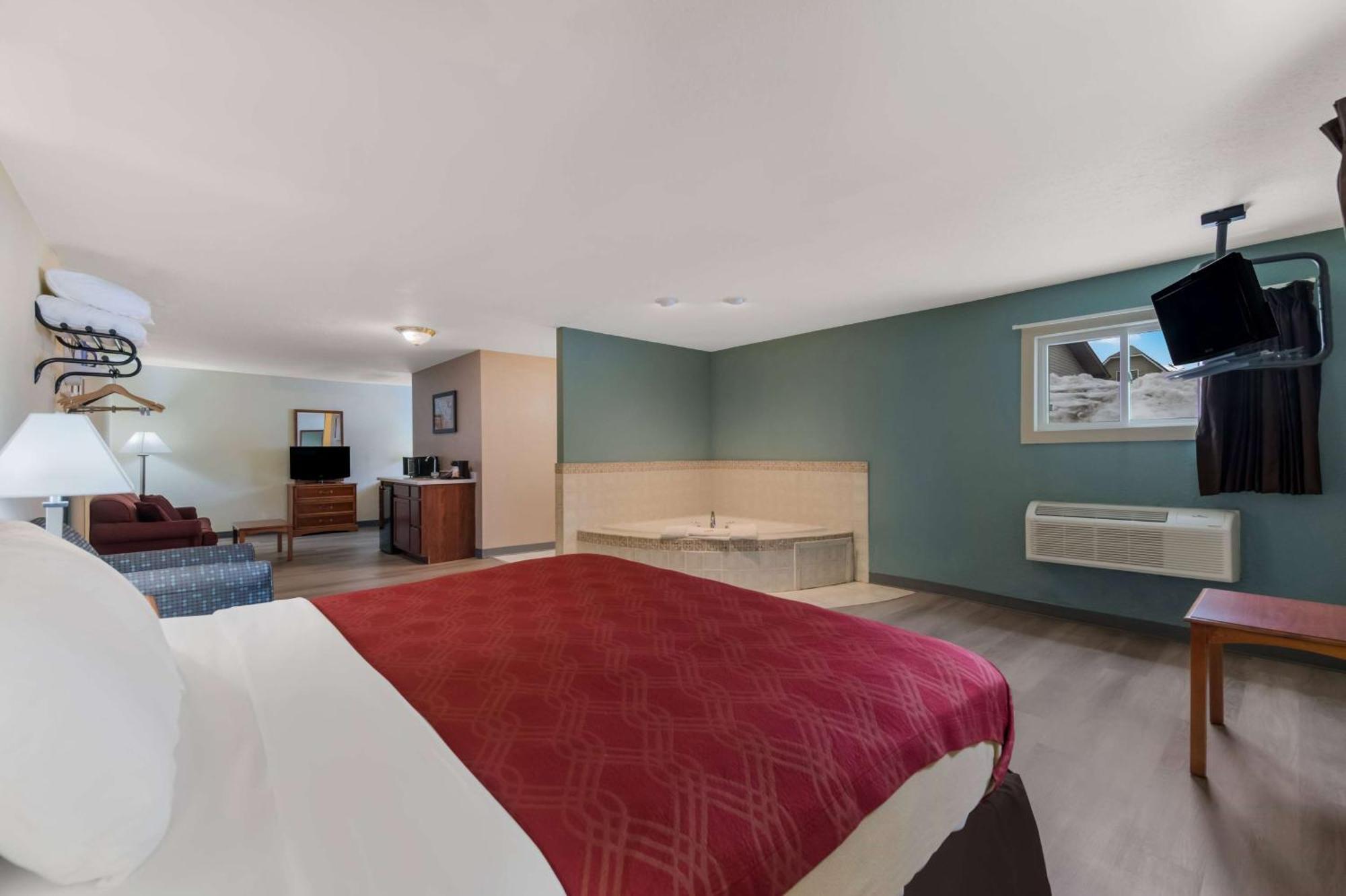Econo Lodge Inn&Suites Iron Mountain Exterior foto
